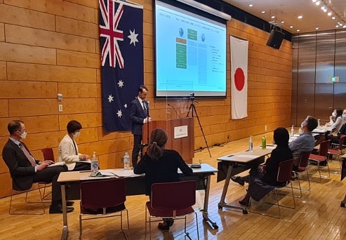 Members of APAL Commercial Team meet with Japanese trade officials to discuss IP and plant varieties.